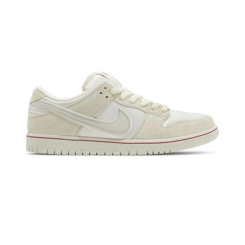 Nike SB Dunk Low City of Love